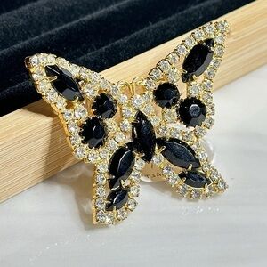 🦋Large JULIANA Vtg Butterfly Brooch | Gold-tone & Prong Set Rhinestones D&E